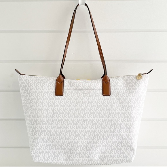 Michael Kors Logo Stripe Tote & Wristlet Bag Set - Picture 10 of 16